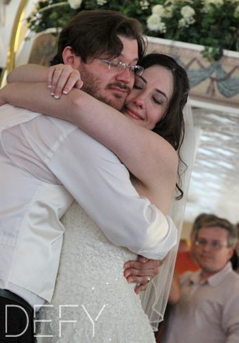 bride and groom first dance