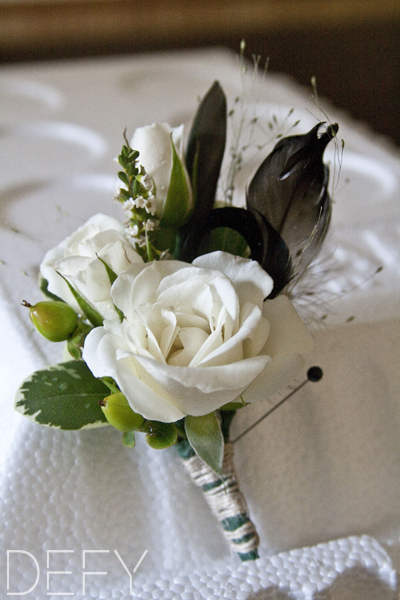 grooms boutonnière